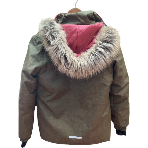 Black mountain girls size 14 winter jacket in EUC - Picture 5 of 6